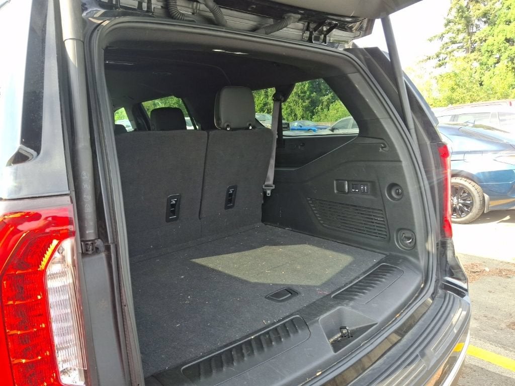 2024 GMC Yukon XL SLT