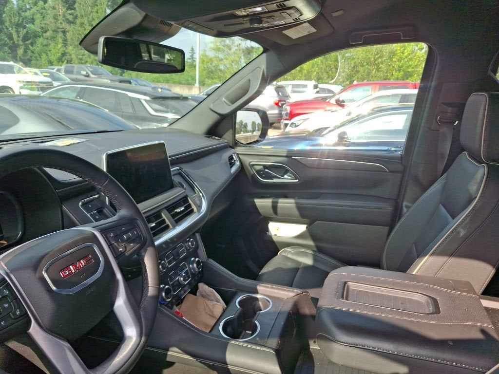 2024 GMC Yukon XL SLT