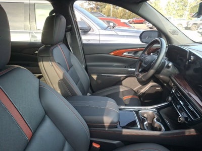 2025 Chevrolet Traverse RS