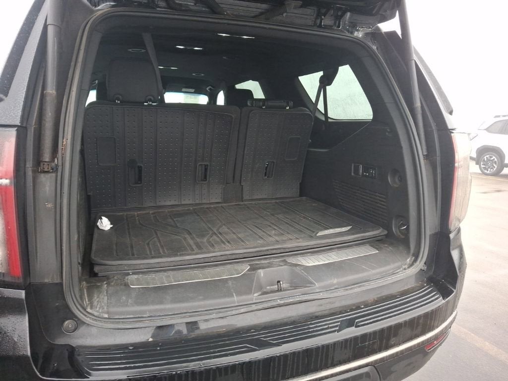 2022 Chevrolet Suburban RST