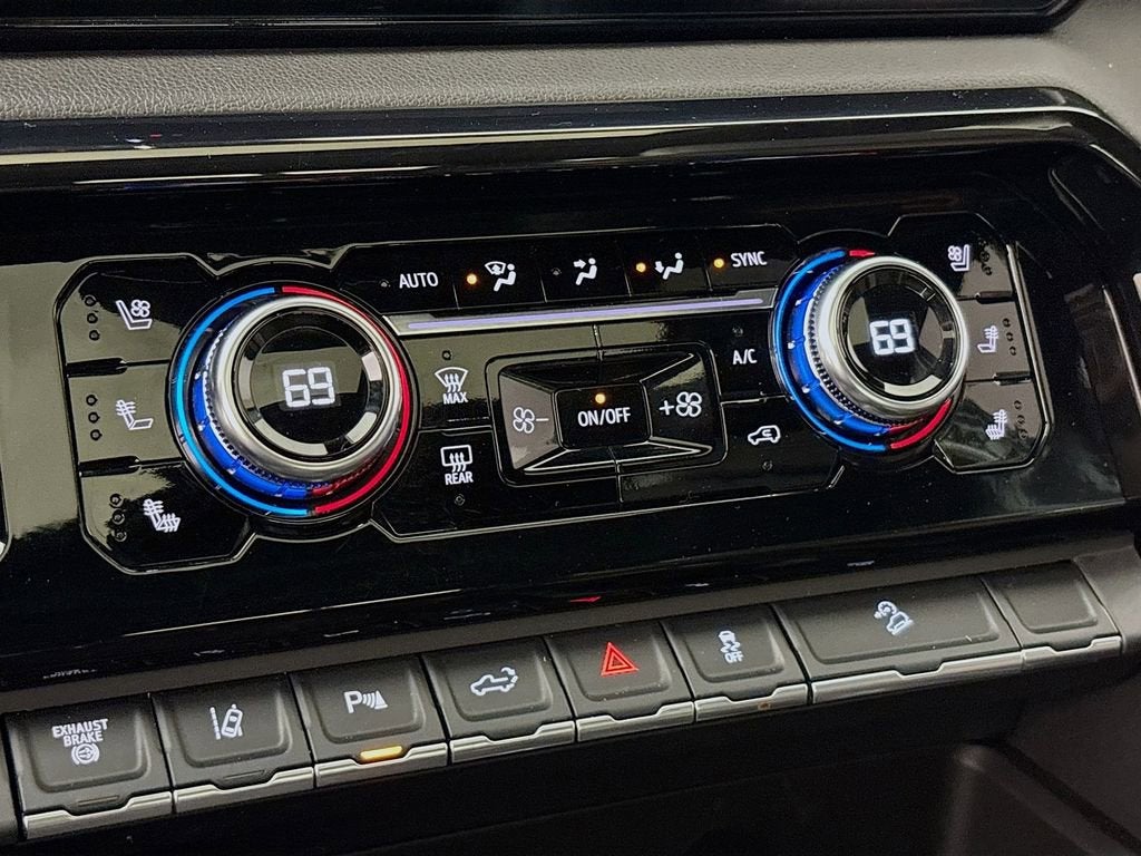 2024 GMC Sierra 3500 HD AT4