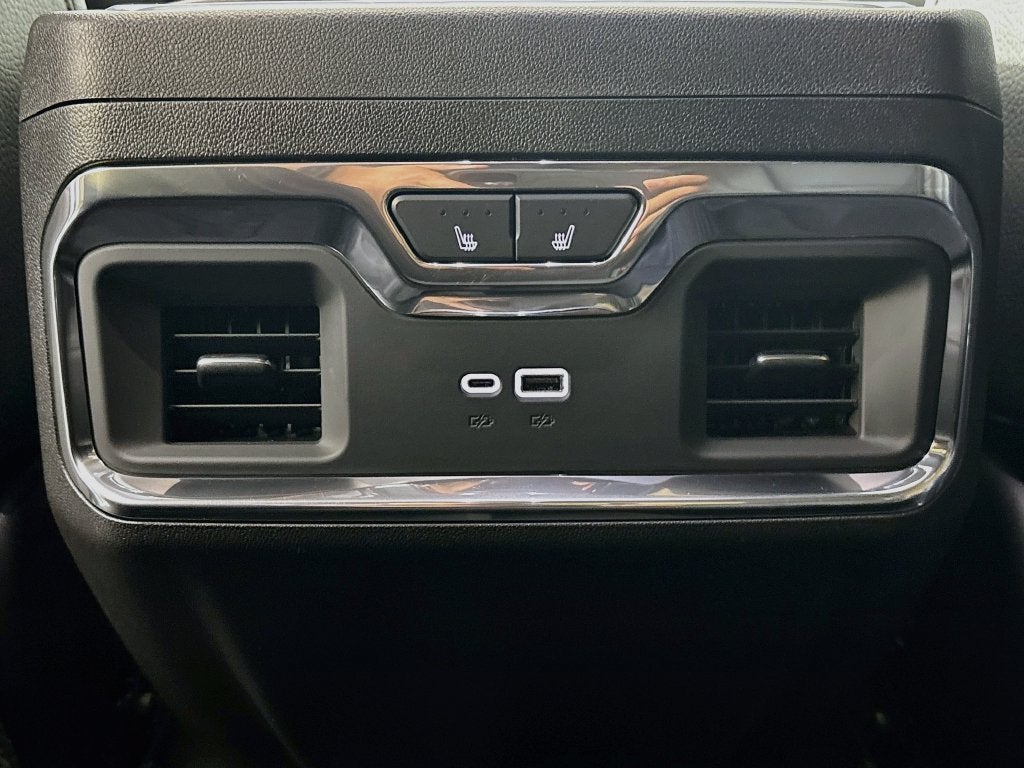 2024 GMC Sierra 3500 HD Denali