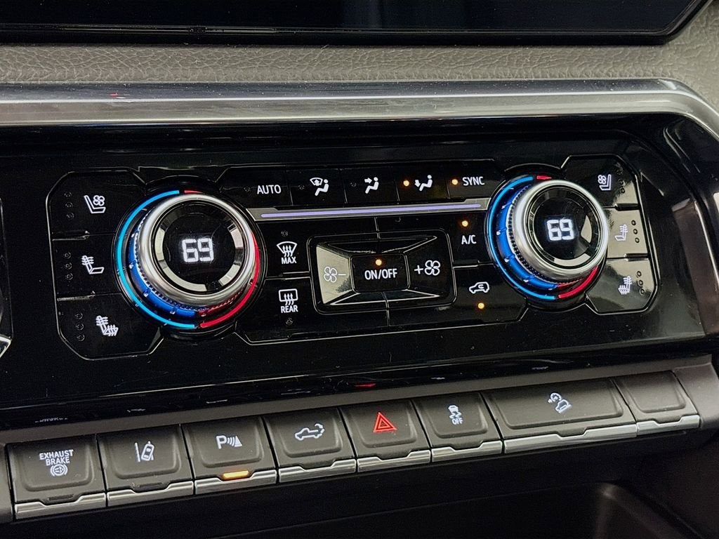 2024 GMC Sierra 3500 HD Denali