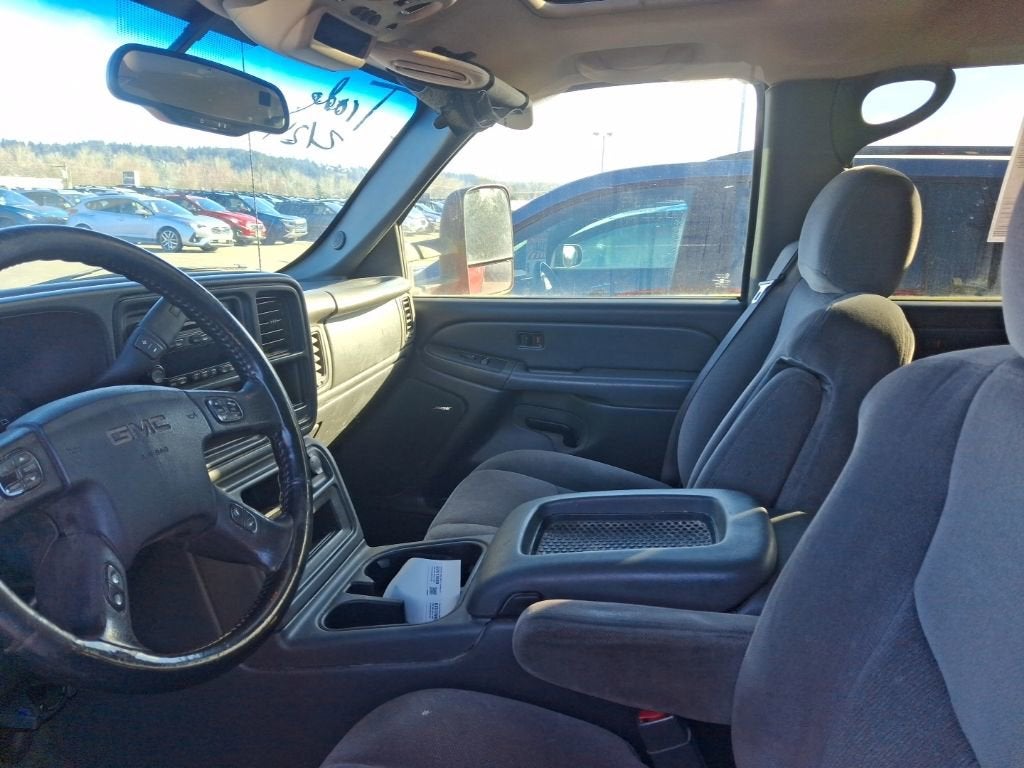 2006 GMC Sierra 3500 HD SRW SLE2