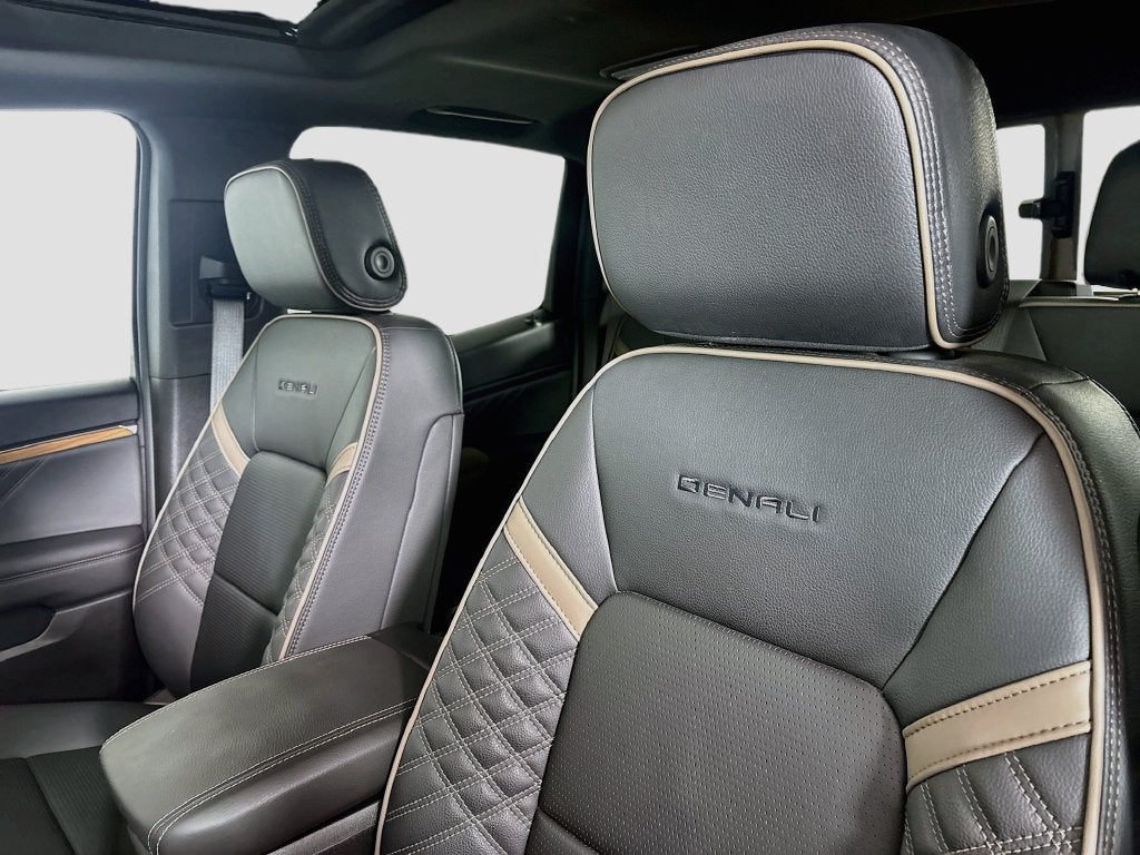 2024 GMC Canyon Denali