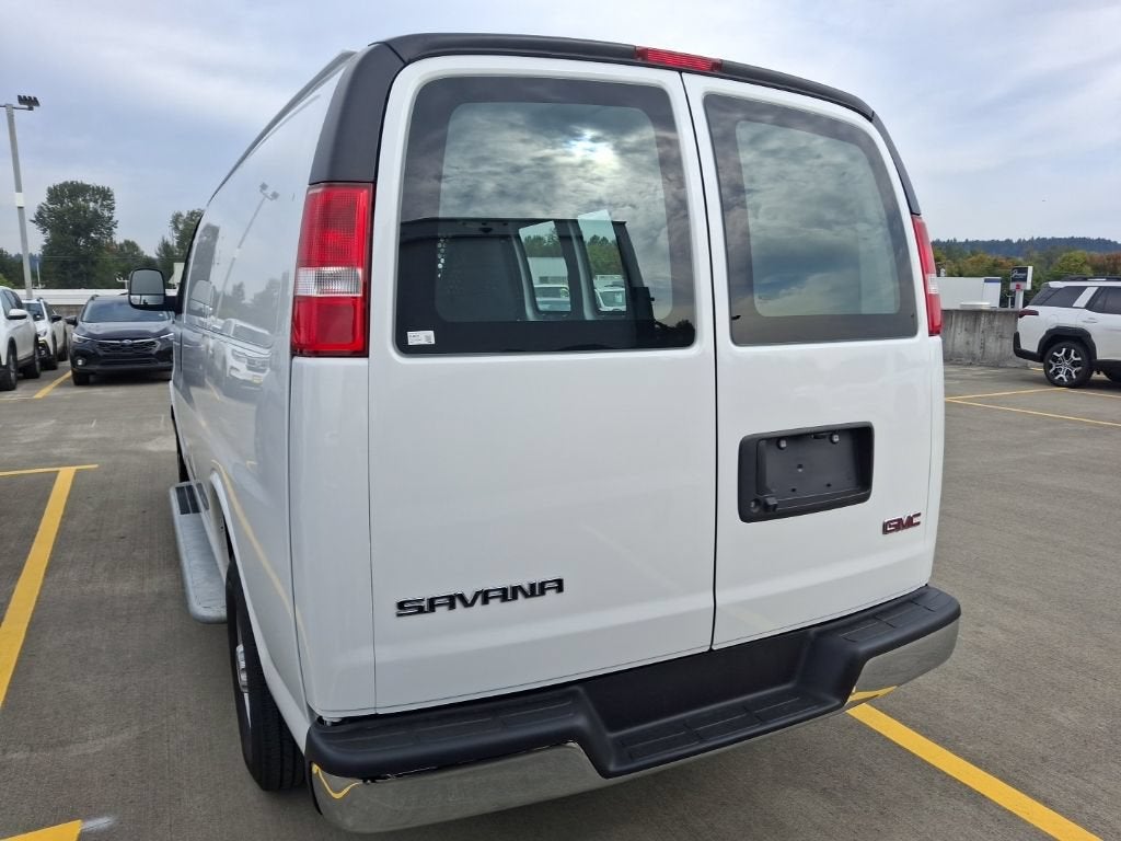 2025 GMC Savana Cargo Work Van