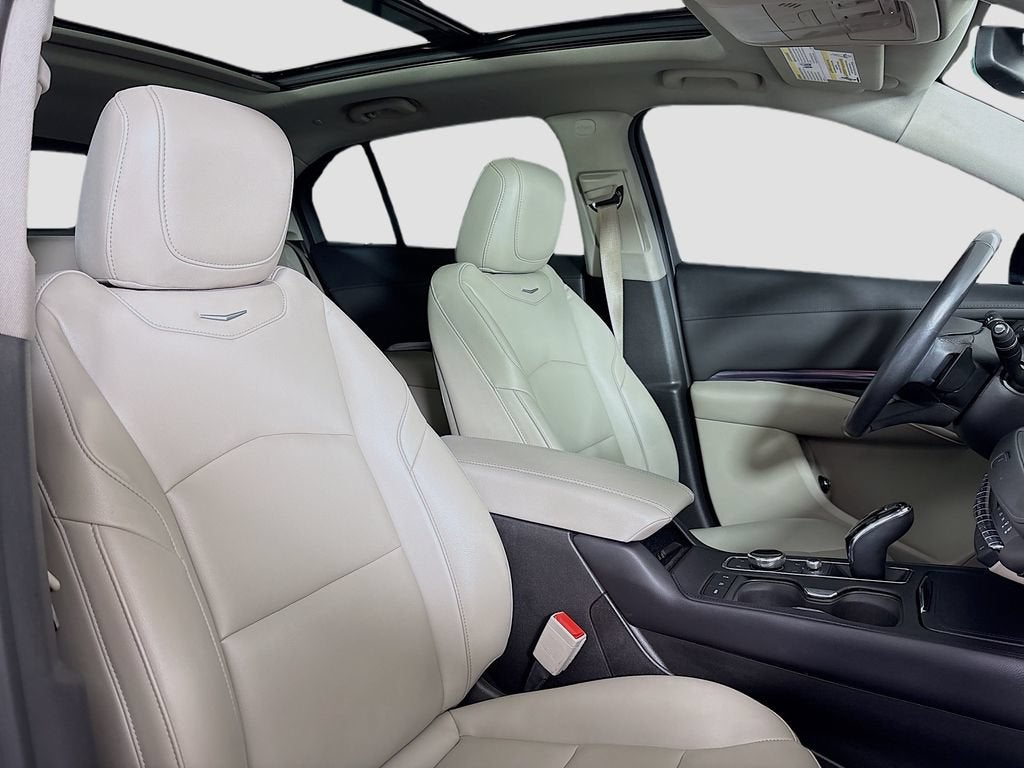 2023 Cadillac XT4 Luxury