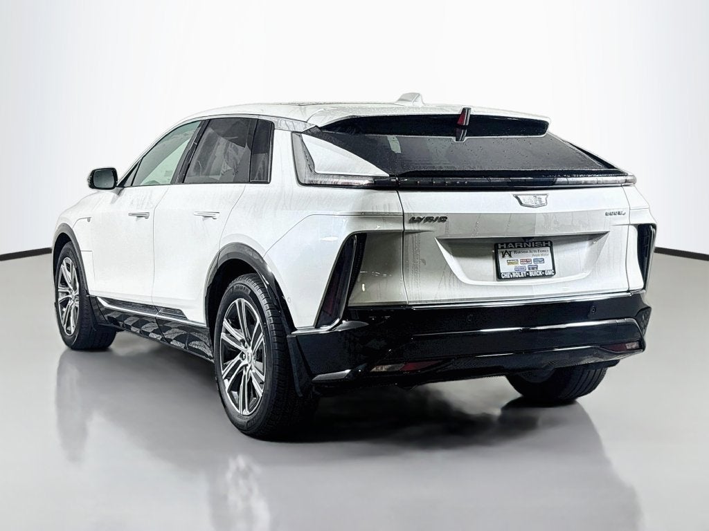 2024 Cadillac LYRIQ Luxury 1