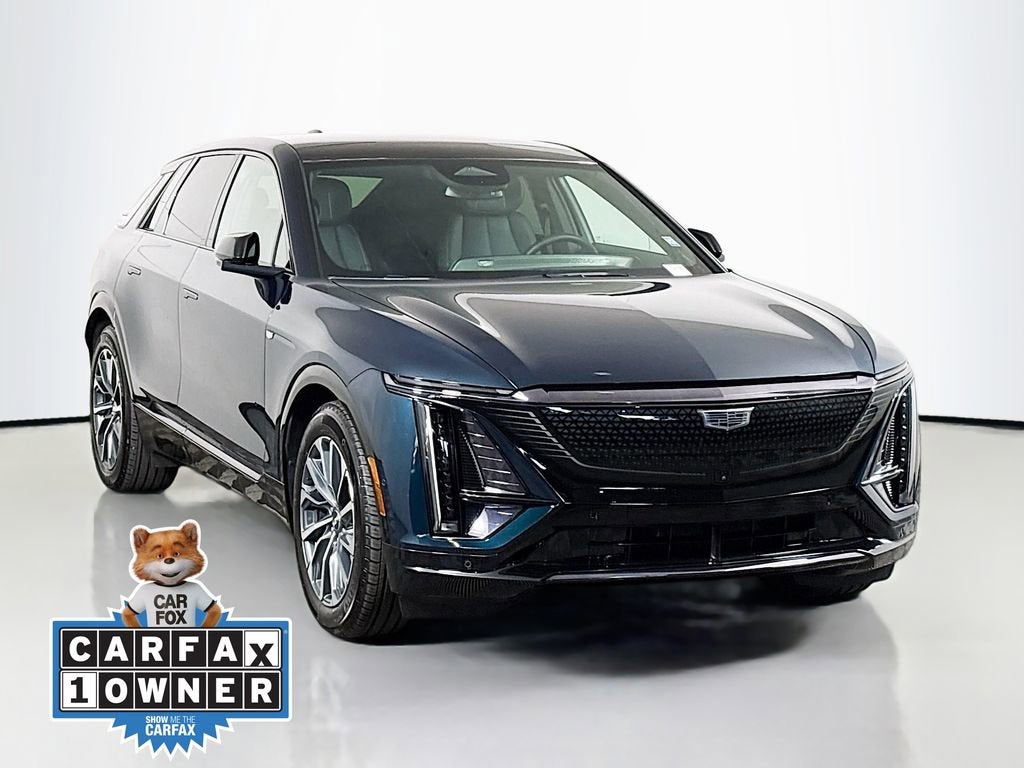 2024 Cadillac LYRIQ Sport 2