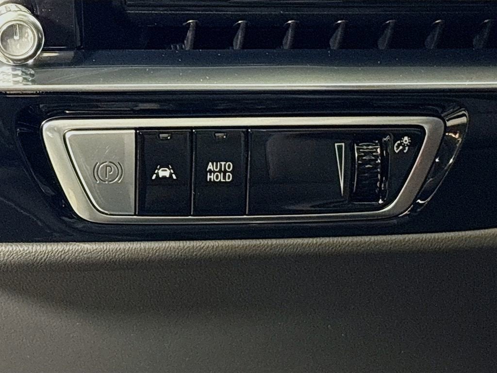 2024 Cadillac LYRIQ Sport 2