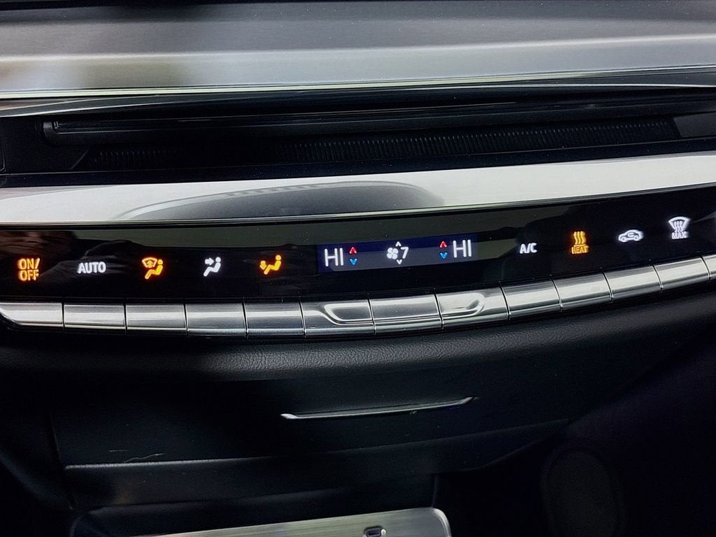 2024 Cadillac LYRIQ Sport 2