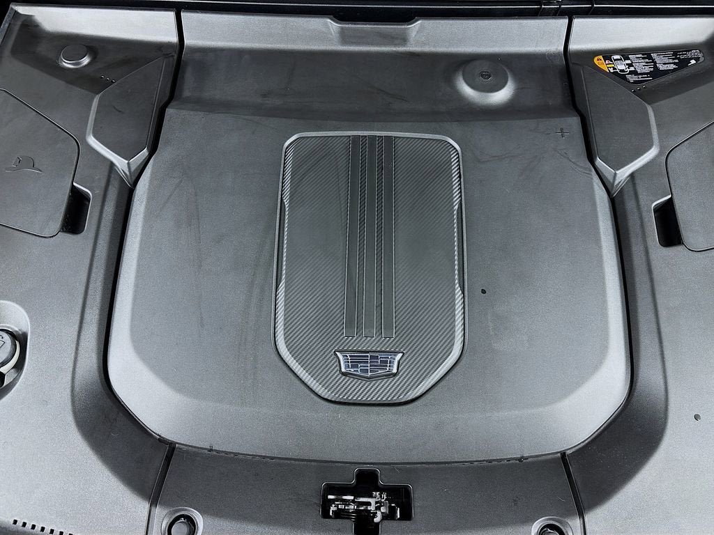 2024 Cadillac LYRIQ Sport 2