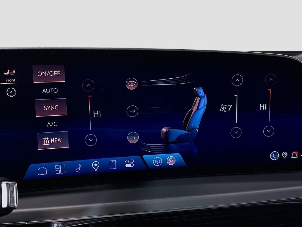 2024 Cadillac LYRIQ Sport 2