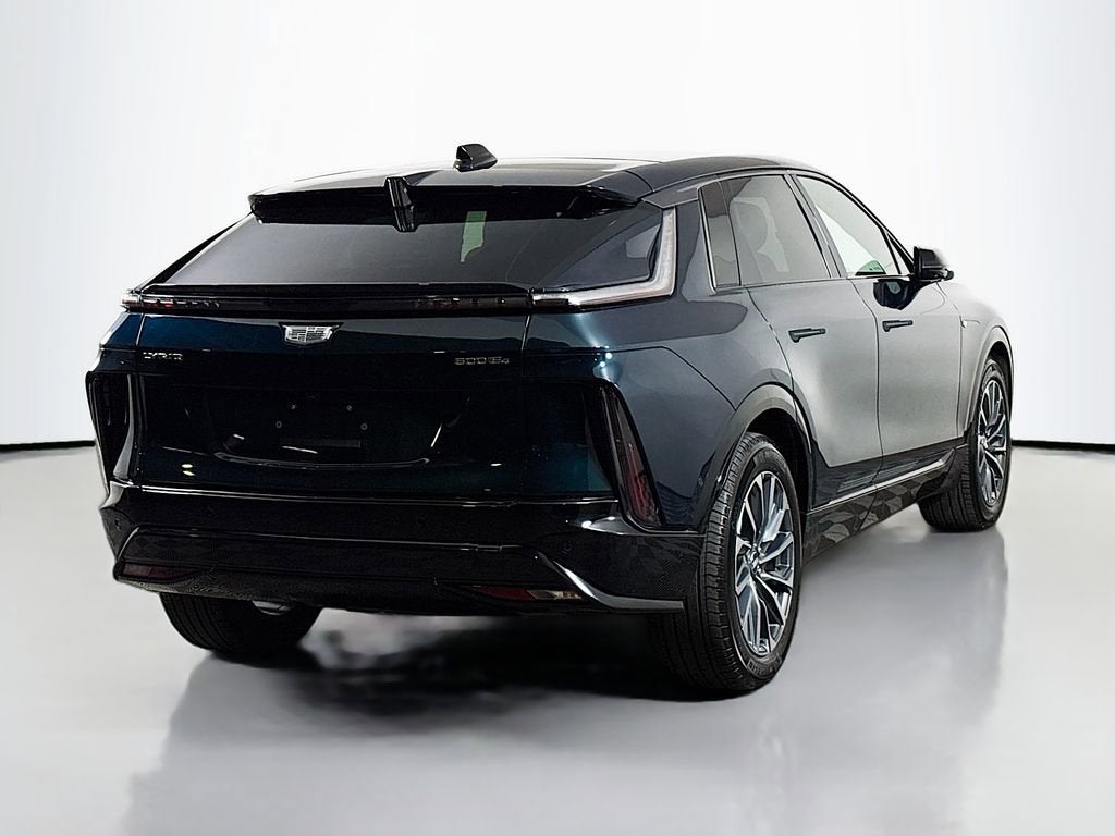 2024 Cadillac LYRIQ Sport 2