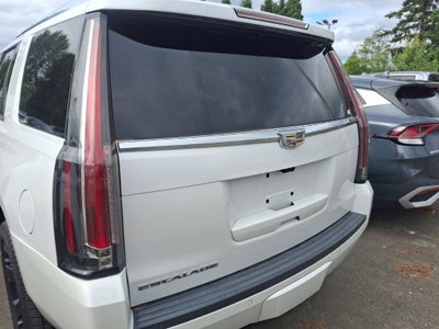 2017 Cadillac Escalade Luxury