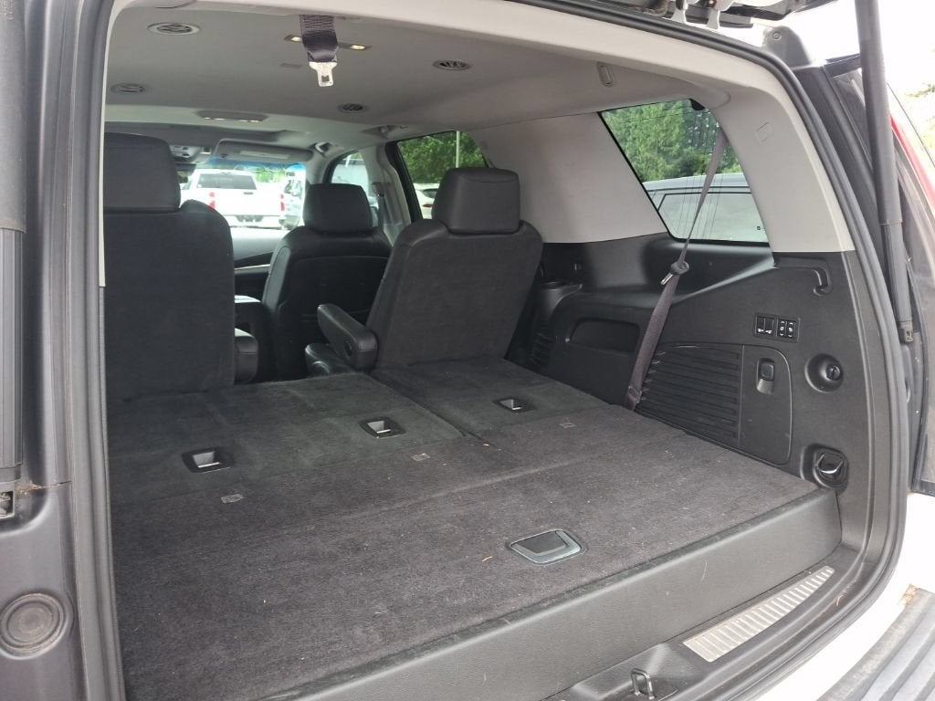 2017 Cadillac Escalade Luxury