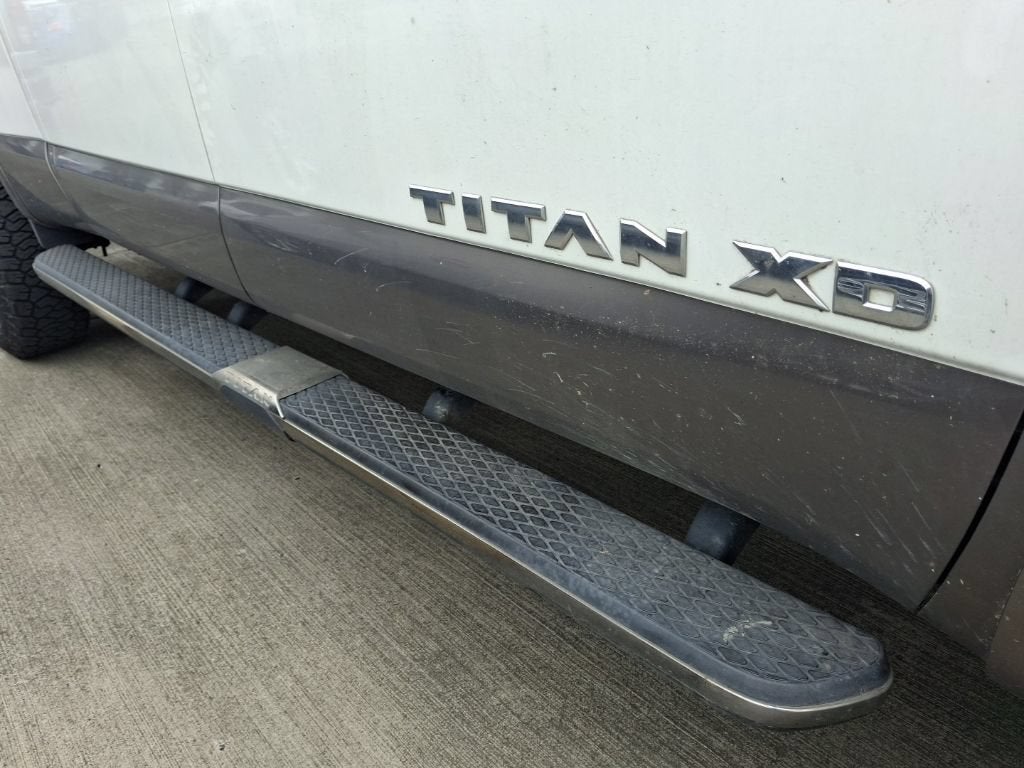 2016 Nissan TITAN XD Platinum Reserve Diesel