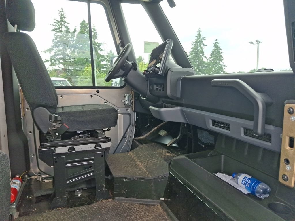 2024 BrightDrop Zevo 600 EJY