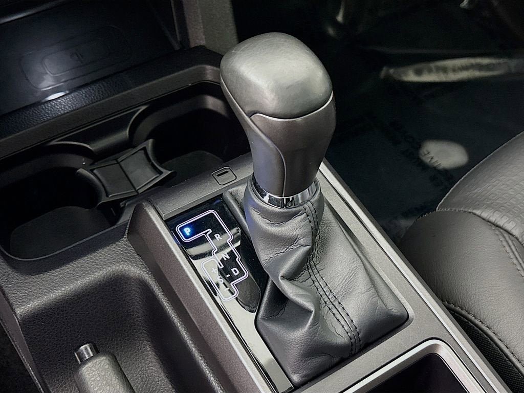 2022 Toyota Tacoma 4WD SR