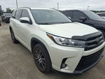 2017 Toyota Highlander SE