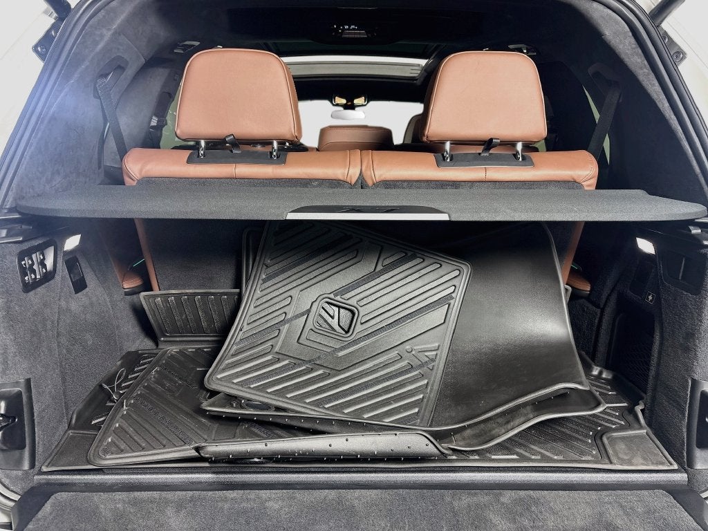 2021 BMW X7 M50i