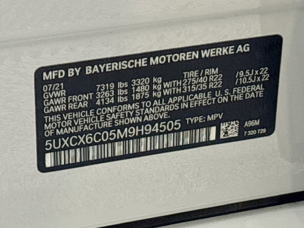 2021 BMW X7 M50i