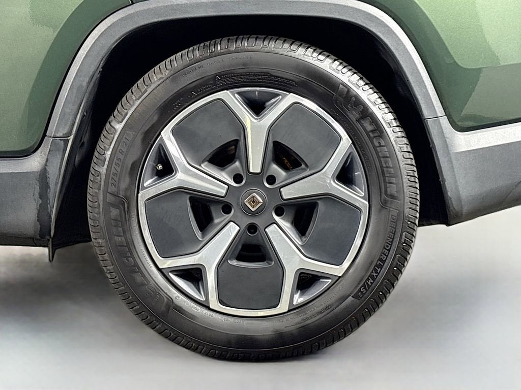 2022 RIVIAN R1T Adventure Package