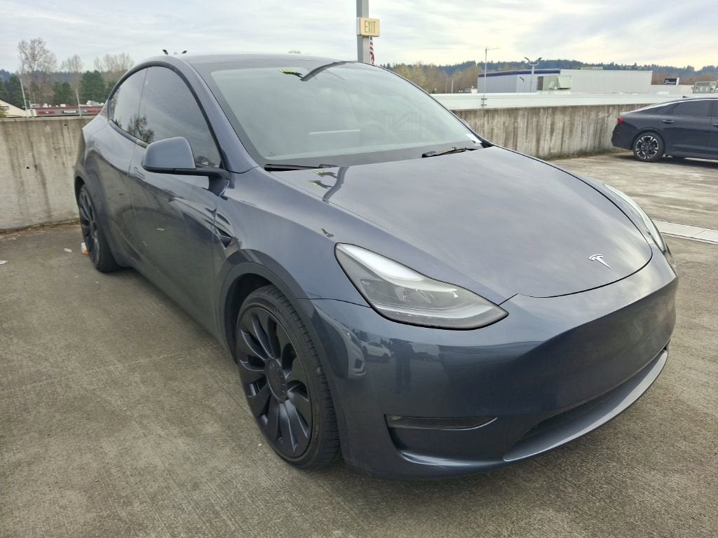 2023 Tesla Model Y Performance