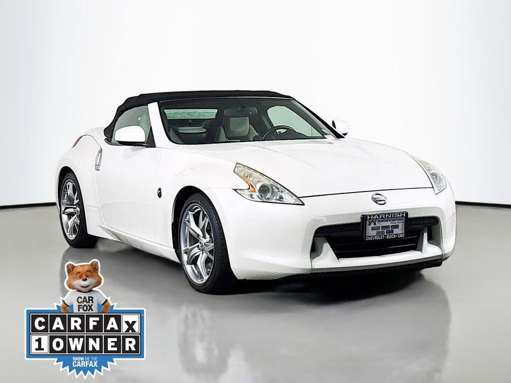 Voxcar NISSAN 370Z CONVERTIBLE in White, SEATTLE
