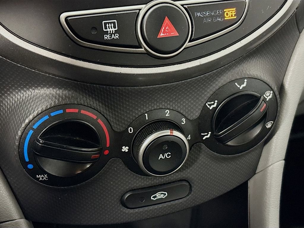 2017 Hyundai Accent SE